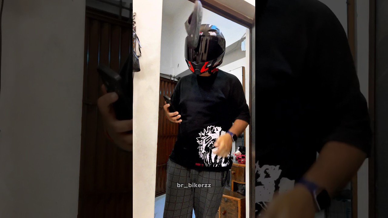 Meri Mummy toh kaffi phone chalati hai😓 