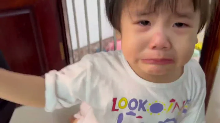 THƯƠNG EM QUÁ ! BỊ CÁC BẠN BẮT NẠT