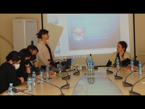 ქალები კოვიდ პანდემიის დასაძლევად