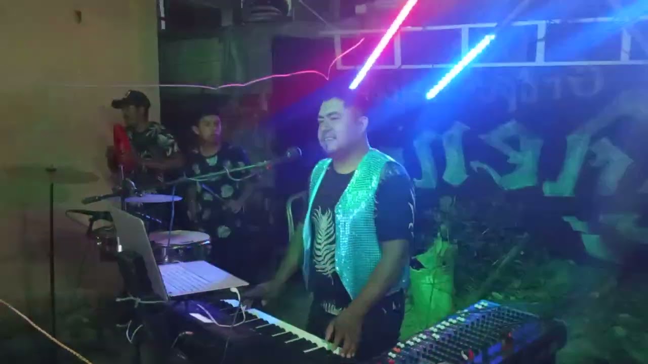 Pither reyes .....7851081293 desde cerro azul ver