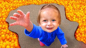 Пол это лава - Детская песня | Песни для детей с Майей и Машей