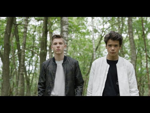 Evan Et Marco - La Tribu De Dana (clip Officiel)