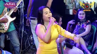 Suwami Yang Kejam Voc  Indri Feat Devi