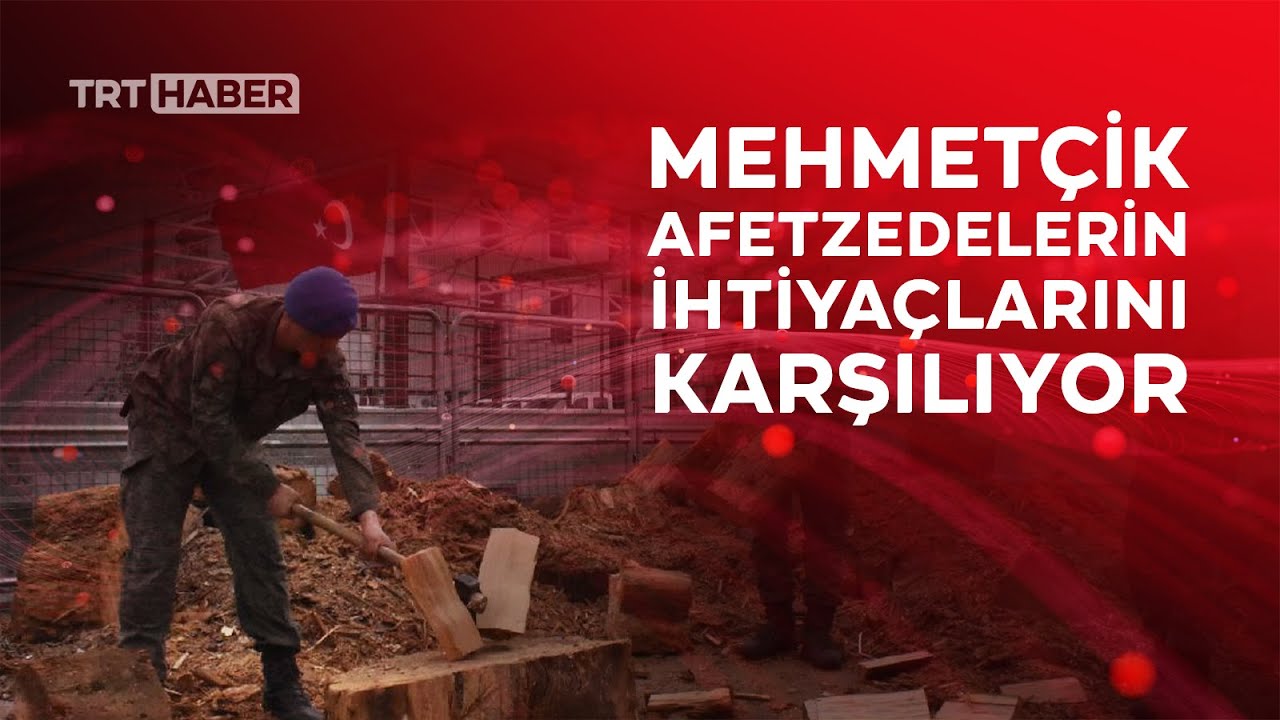 Malatya'da depremzedelerin yemeği de tıraşı da Mehmetçik'ten