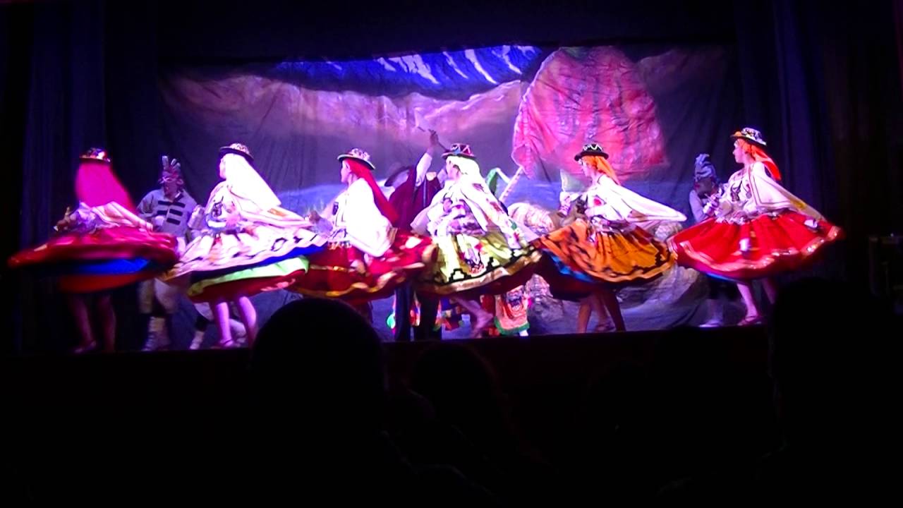 waka waka; Ballet Ave Marìa 2015