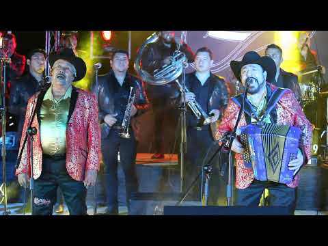El Hombre Alegre - Los Intocables del norte ft. Los Populares del llano