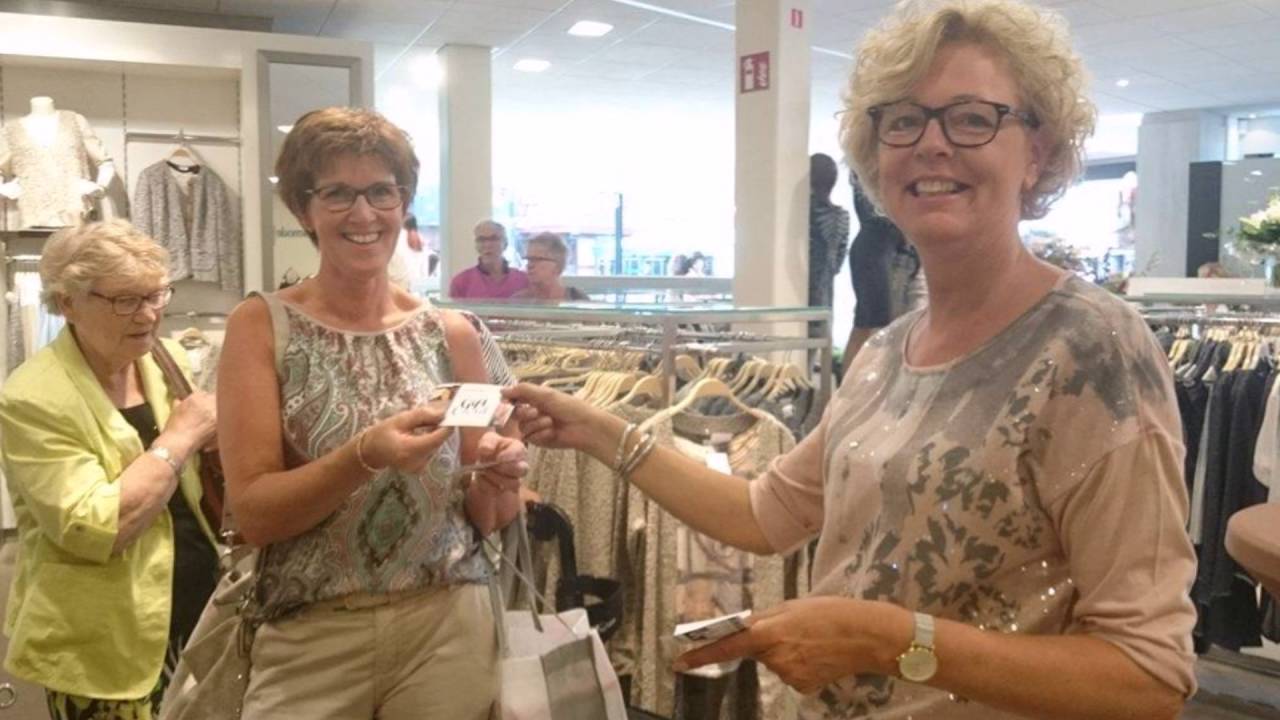 Opening Wessels Mode in Rijssen 1 september 2016 - YouTube