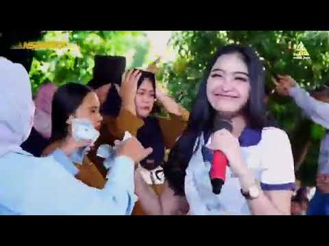 SEBOTOL MINUMAN  seliya marcelia