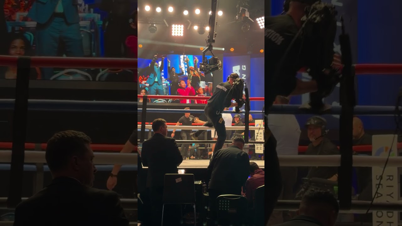 Efe Ajagba defeats Charles Martin at 