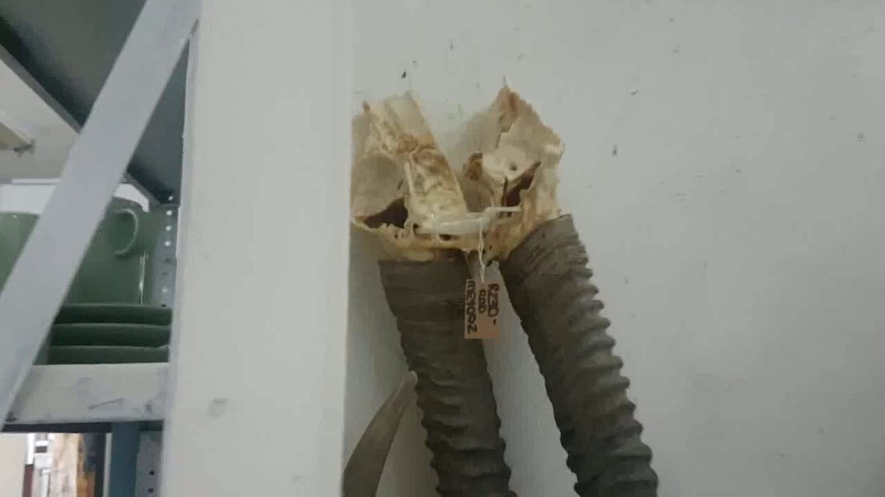 7th shop - antique & 2nd hand + 2nd candlestick (No.38)