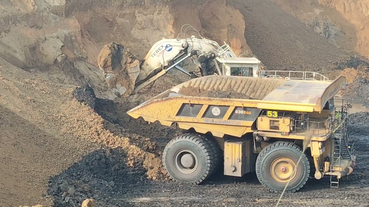 Unstoppable Terex Excavator in Action | Heavy Equipment 2025 Showcase”