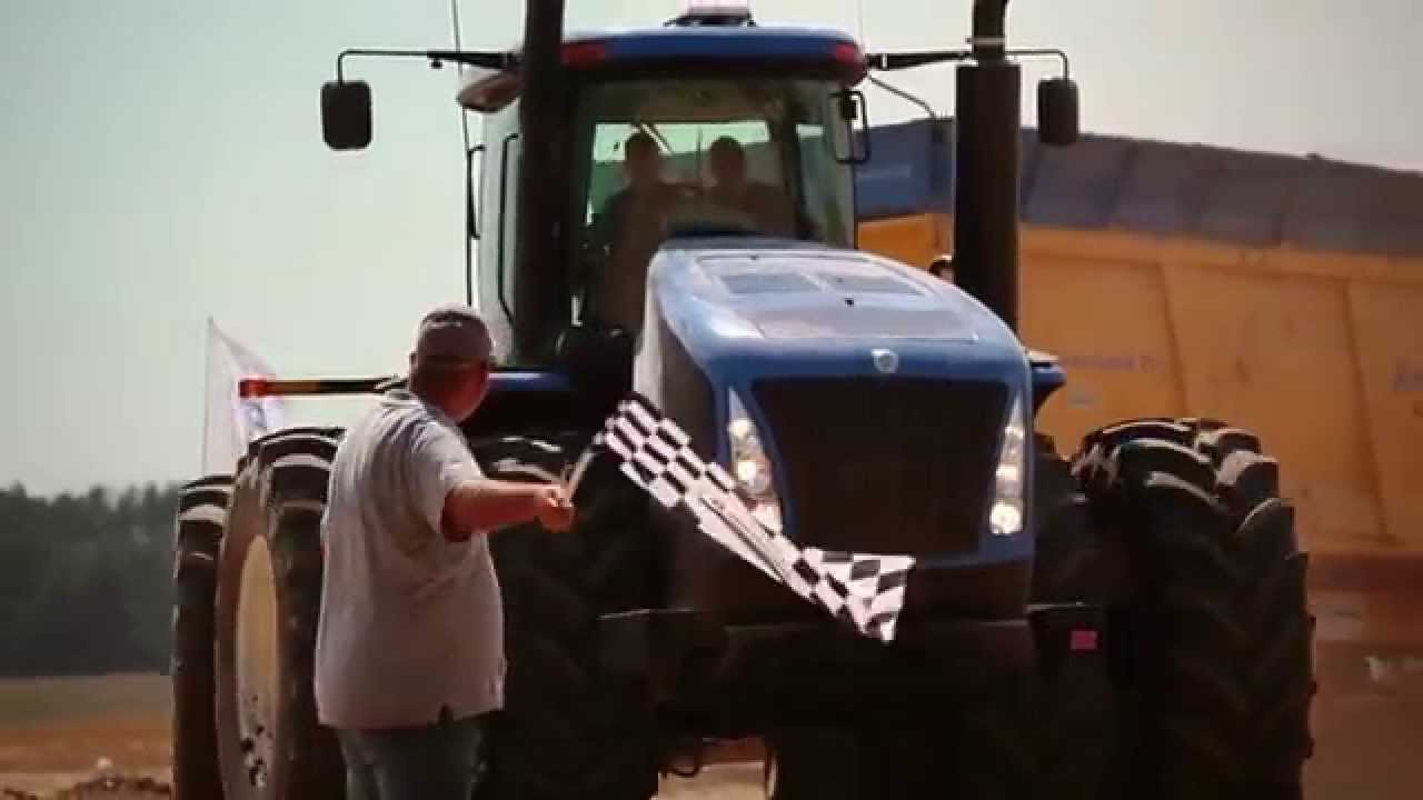 Brochard Sets Spreading World Record powered by New Holland - YouTube
