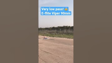 Very low pass! 😨E-flite Viper 90mm #eflite #rcplane #rc #viper #edf #lowpass #low