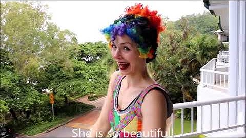 Bubble Travel With Milkshake: Cairns, Queensland, Australia