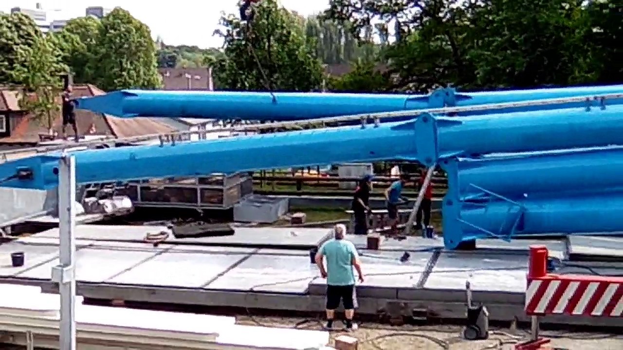 Erlanger Bergkirchweih 2017 - Aufbau Riesenrad Kipp und Sohn - Teil.02