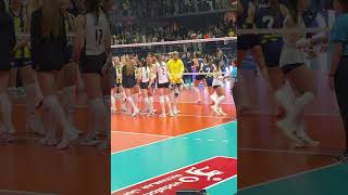 😀Kaptan Eda Erdem hakemlere şaka yapıp koşuyor