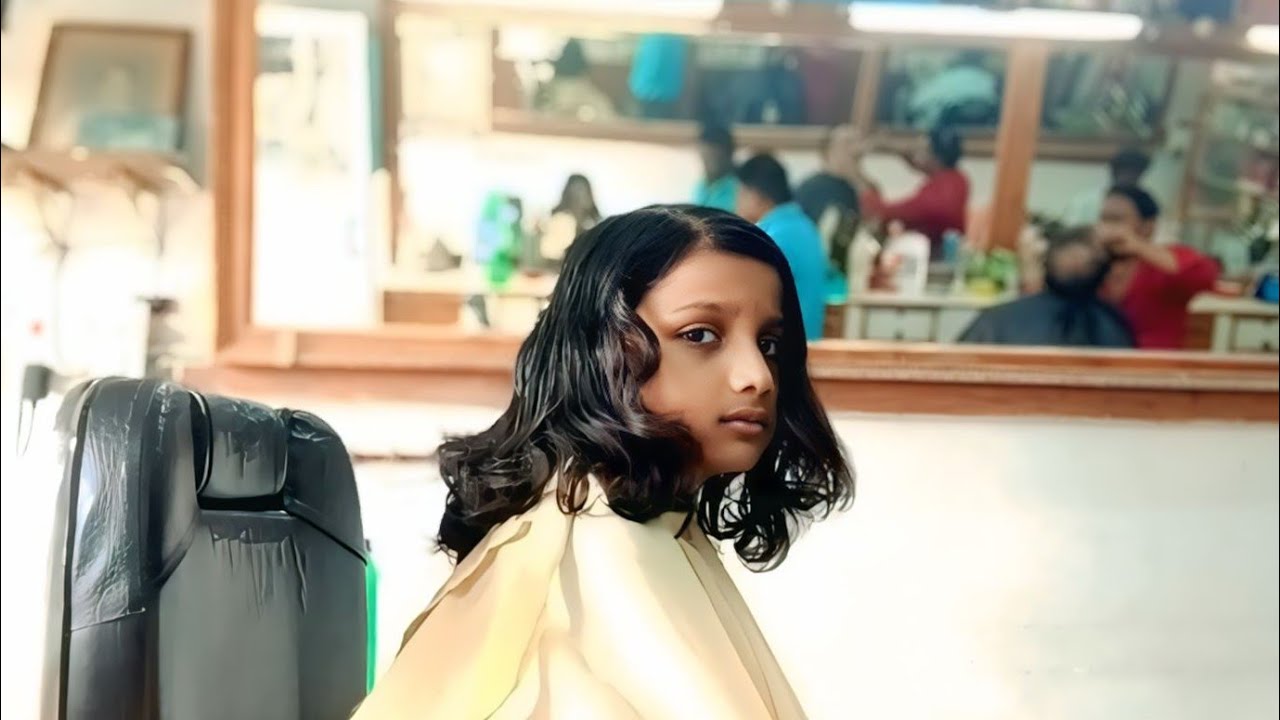 girl school boy haircut || beby girl in boy hairstyle tutorial || srk telugubarber curly haircutting