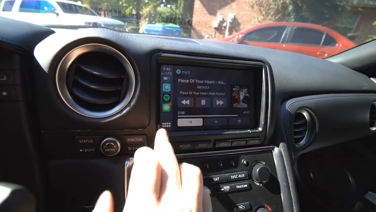 [User Review] Nissan GTR Carplay Module YouTube