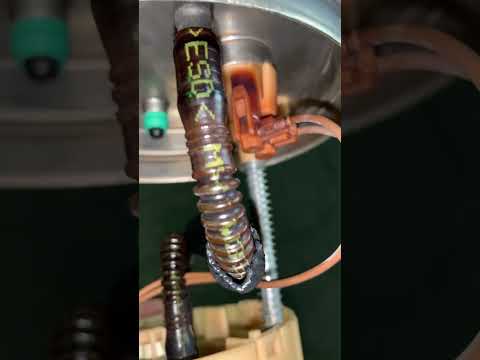 Replacing Bad Fuel Pump of a GMC Chevrolet  #shorts #mechanic #youtubeshorts