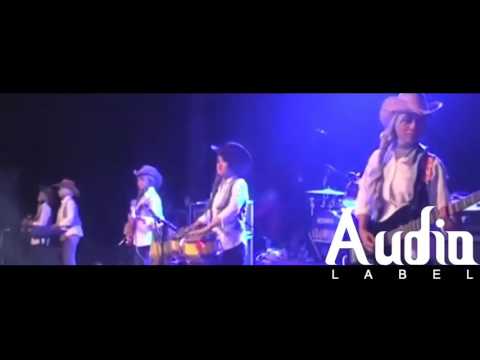 Teman Biasa Evie Tamala Cipt Rhoma Irama ~ Musik Dangdut Koplo AUDIO LABEL