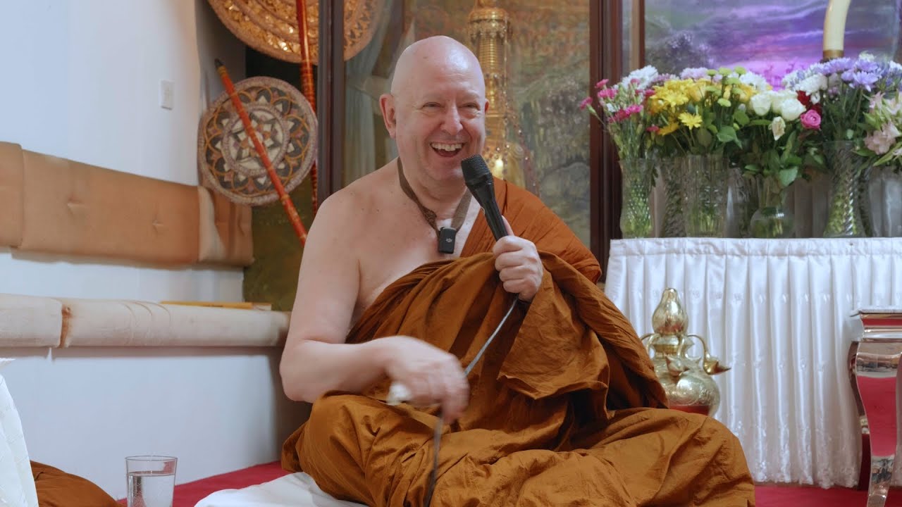 Ajahn Brahm: 