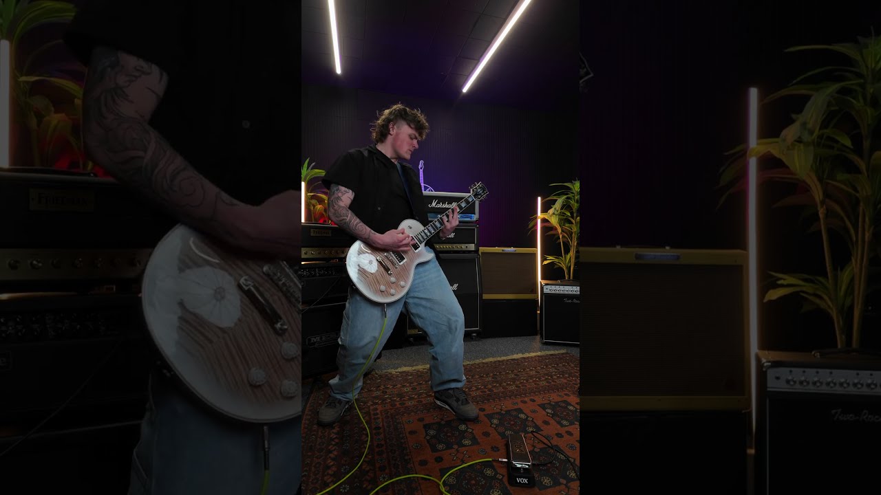 Squealing Pig Guitars