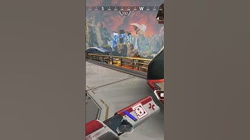 jumped into the lava😭 #wattson #apexlegends