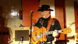 Duane Eddy in London UK  ---  (Dance With The) Guitar Man chords