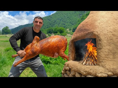 خروف كامل مشوي في التنور الطيني التقليدي