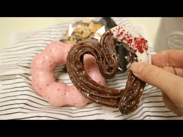 囁き✴︎咀嚼音注意 ミスドのドーナツ食べる