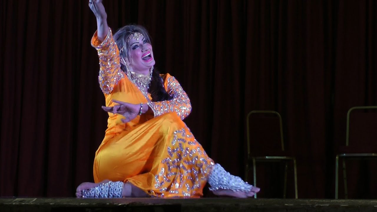 Saima Khan Stage Dance At Comedy Dangal Show By JR Entertainment UK saima-khan-stage-dance-at-comedy-dangal-show-by-jr-entertainment-uk