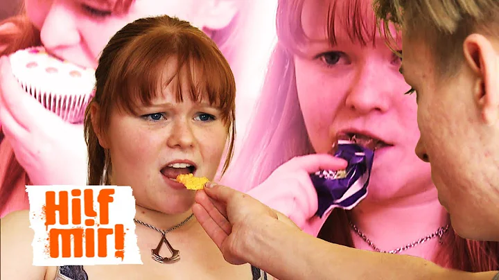 My boyfriend is feeding me! | Help me!