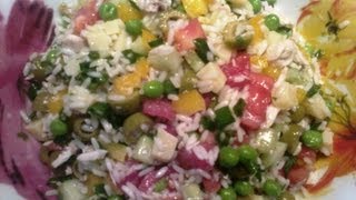 Салат с рисом.L'insalata di riso con il pollo.Итальянская кухня Салат с рисом.L'insalata di riso con il pollo.Итальянская кухня