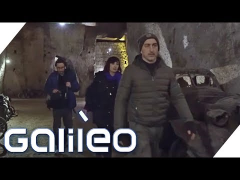 Video: Wie man unterirdische Katakomben in Italien besucht
