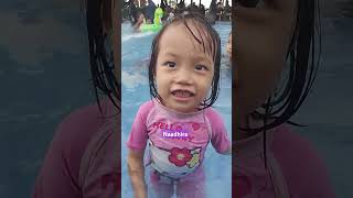 Naadhira Seru Berenang Bareng Kakak & Onty