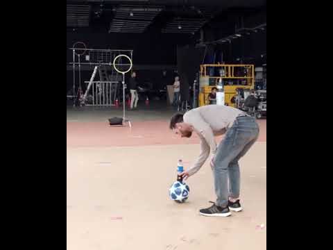 هل ميسي ساحر سحر ميسي في اعلان بيبسي