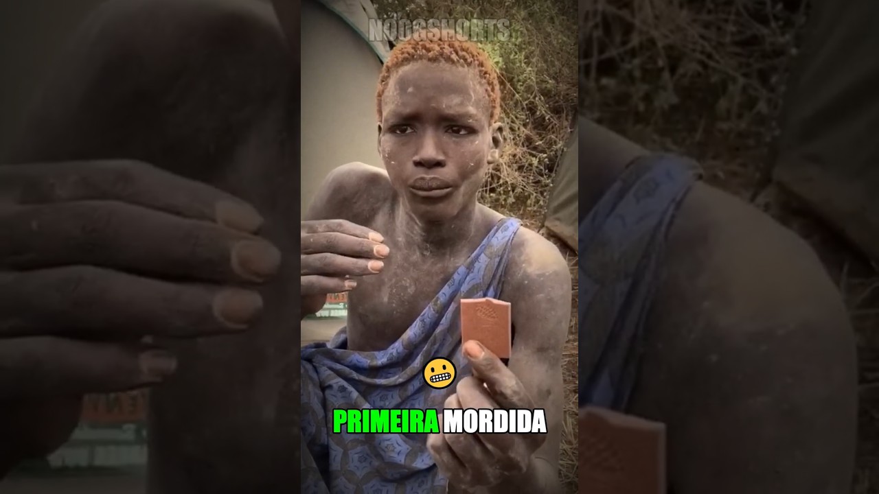 Esse membro de uma tribo canibal provou chocolate pela primeira vez e a sua reação foi 😲 #shorts