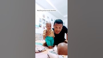Kehebohan Seorang Ayah Urus Anak Kembar. Bagaimana Sang istri ya repotnya.