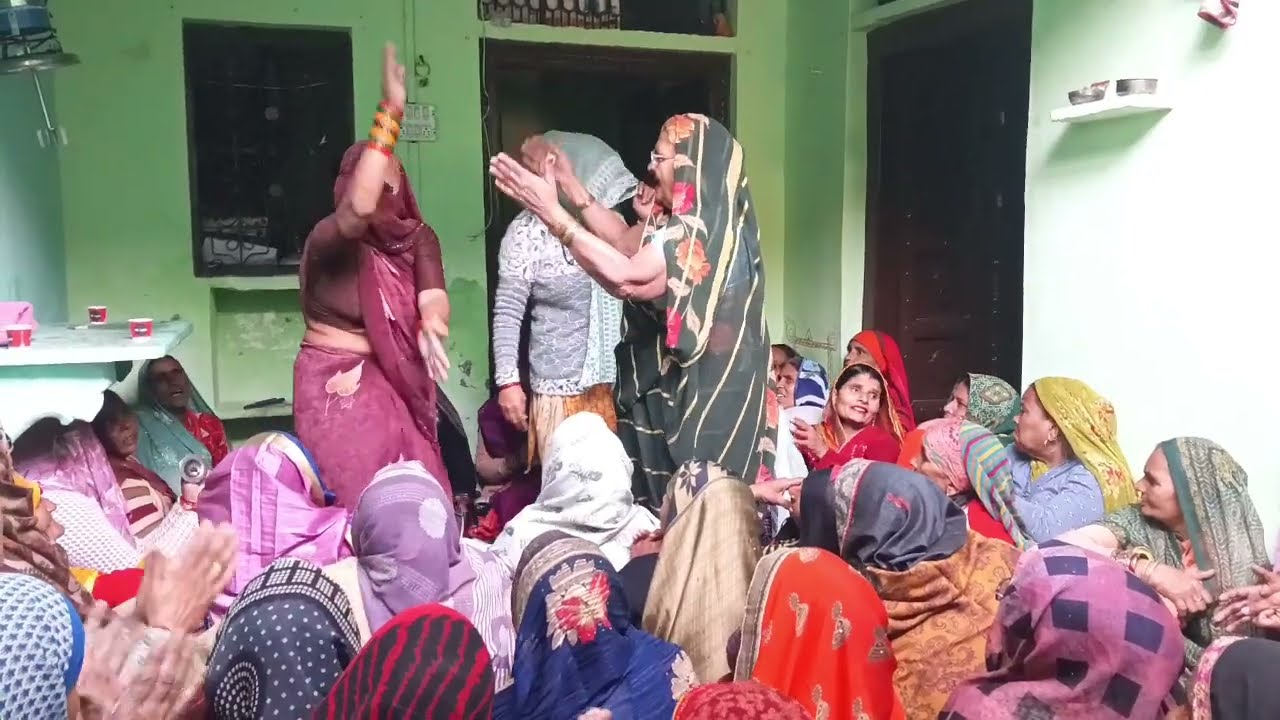 🙏सब रंग हैं बेकार मोय रंग कारो ही  भावे 👌👌 #dance #bhajan #kirtankebhajan #shriradhikechannel  #song