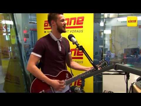 Paul Pizzera - Hymne für alle Studenten (live @ Antenne Steiermark)