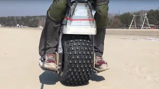 CLOSE UP off-road EUC on soft sand - Bublik-18 на мягком песке КРУПНЫМ ПЛАНОМ screenshot 1