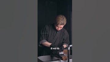 Dao Nhật này trông hơi lạ