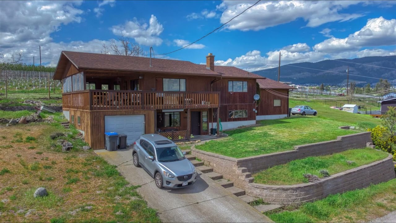 3924 Harding Road, MLS®#:10375203, Mark Lockwood, Royal LePage Kelowna, 250-241-7599