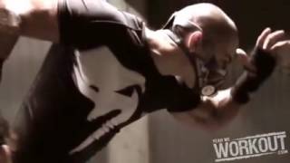 Bu adam bir canavar dostum