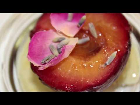 Video: Sådan Laver Du En Kage Med Blommer