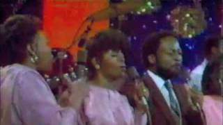 Video thumbnail of "DEBBIE AUSTIN SNS IN CHICAGO! Please subscribe. #RIP #theclarksisters #kingdommindedministries #GOD"