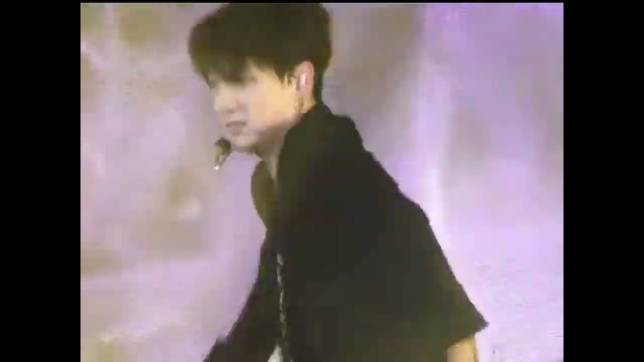 Video - wardrobe malfunction make jungkook hot trending topic.. the