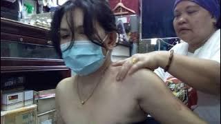 Pijat pundak kaku karena kecapekan....