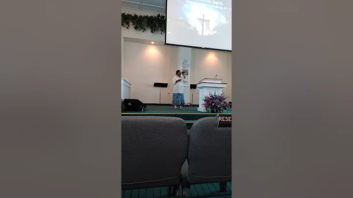 Sister Shelia Brown ministering in song..