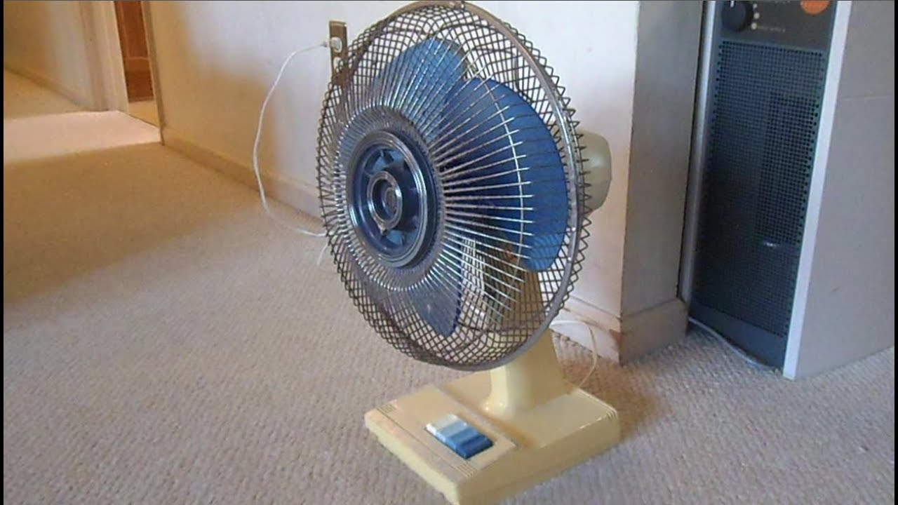 Vintage Standard Electric (STE-12) 12